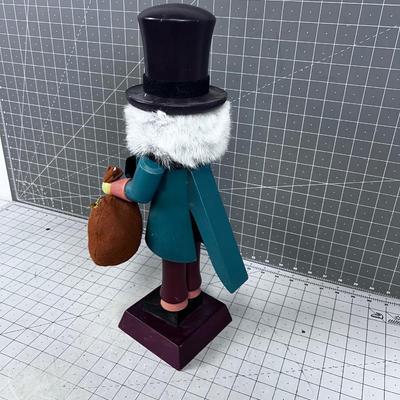 Christian Ulbricht Ebenezer Scrooge NUTCRACKER 