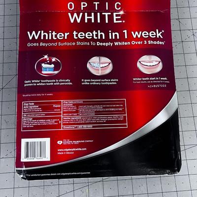 BRAND NEW Package of Colgate OPTIC White Toothpaste NEW