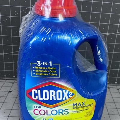 NEW CLOROX 2 Color Detergent NEW