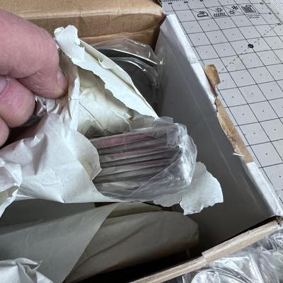 DOMAIN NEW never USED 114 Piece Silverware Set NICE