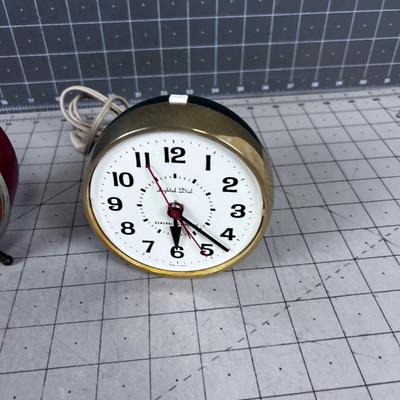 2 Vintage Clocks, 1 wind up & 1 Electric