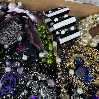 Mixed Lot of Jewelry, Girls Just Want to have FUN! 
