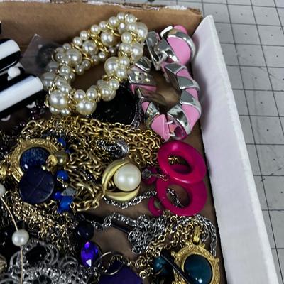 Mixed Lot of Jewelry, Girls Just Want to have FUN! 