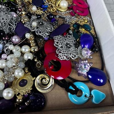 Mixed Lot of Jewelry, Girls Just Want to have FUN! 