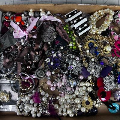 Mixed Lot of Jewelry, Girls Just Want to have FUN! 