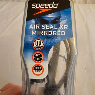 Snorkeling Gear & Clothing (G-JS)
