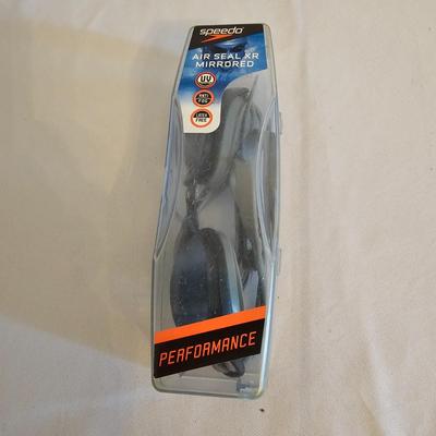 Snorkeling Gear & Clothing (G-JS)