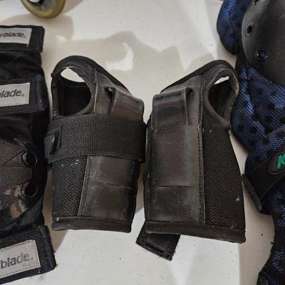 Solomon and K2 Rollerblades and Pads (G-DW)