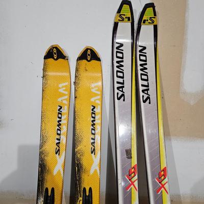 Two Pairs of Salomon Skis (G-DW)
