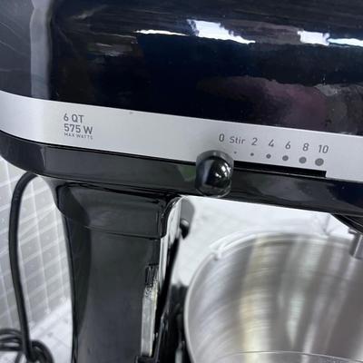 Kitchen Aid PROFESSIONAL 600 Stand, Color BLACK with Attachments