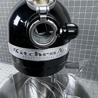 Kitchen Aid PROFESSIONAL 600 Stand, Color BLACK with Attachments