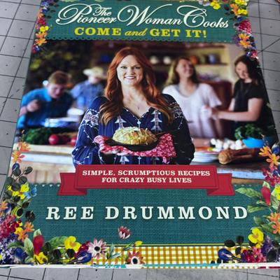 4 Cook Books by Ree Drummond the PIONEER WOMAN COOKS 