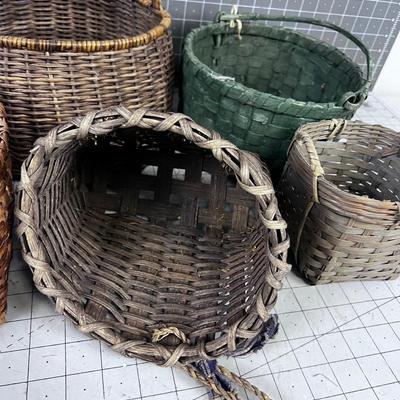5 Rustic Baskets 