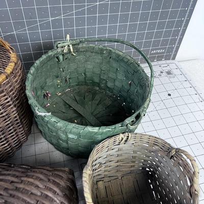 5 Rustic Baskets 
