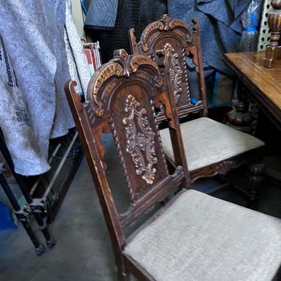 Jacobian Style Table and 6  Chairs.