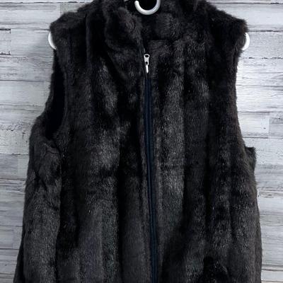 Women's XL Faux Fur Vest 