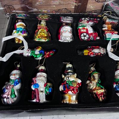 Thomas Pacconi 2002 36 Piece Glass Christmas Ornament Set 