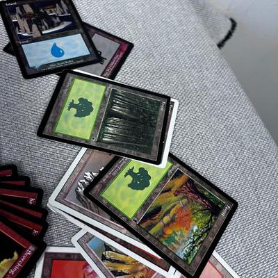 Box of MAGIC The GATHERING 1993  VINTAGE CARDS 