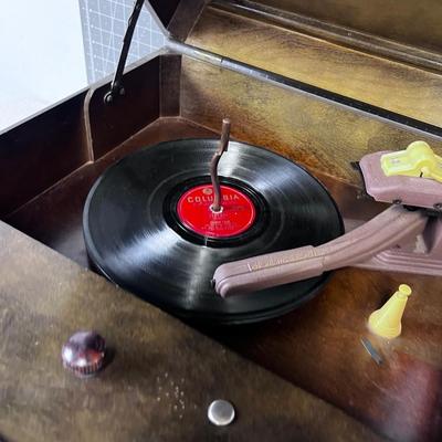 ADMIRAL radio / Turntable