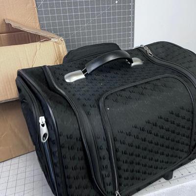 NEW in the Box Travel CASE by  Lori Greiner 