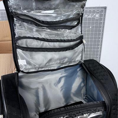 NEW in the Box Travel CASE by  Lori Greiner 