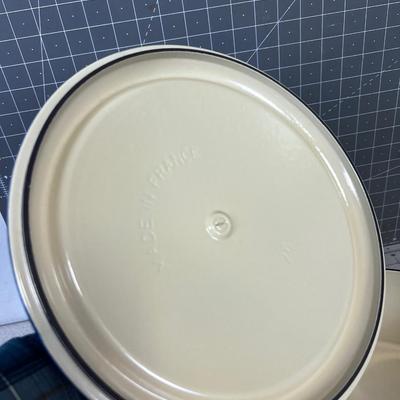 BLUE ENAMEL CAST IRON DUTCH OVEN W/ LID NEW 