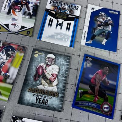 (16) Foot Ball Cards ALL SLEEVED