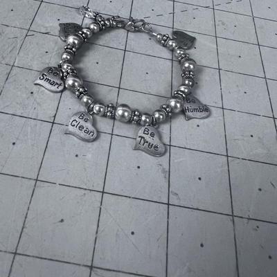 HEART BRACELET 
