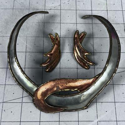 Copper, Brass and Silver Collar Type Necklace (Throw Back the 80's) and Big Earrings