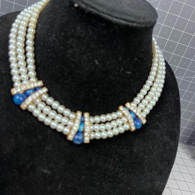 WOW! Pearls and Lapis or Soda Lite. 