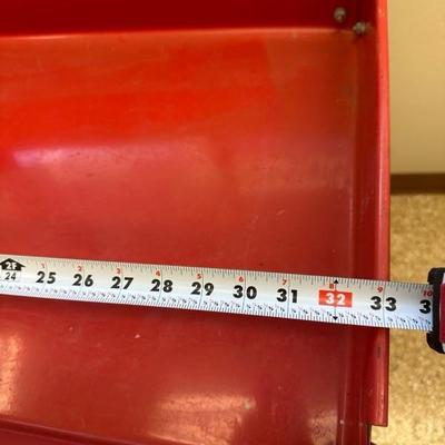 Lot 875 metal utility rolling cart