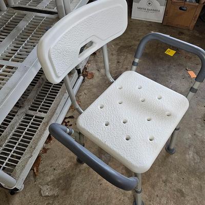 Assortment of Ambulatory Equipment (G-JS)