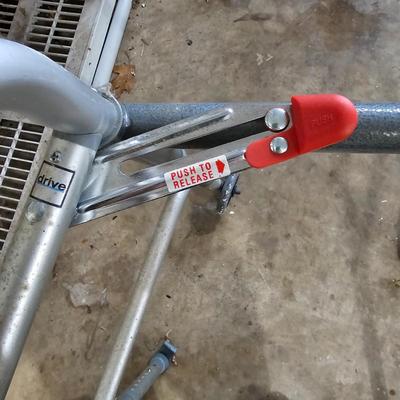 Assortment of Ambulatory Equipment (G-JS)