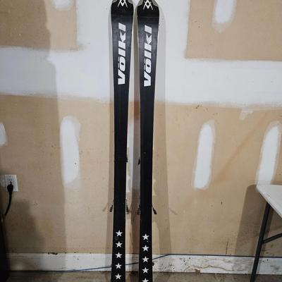 VÃ¶lkl Supersport T50 Skis (G-DW)