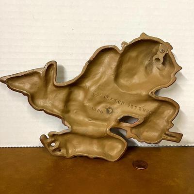 Set of 3 1973 Sexton Hockey Player Wall Hangers