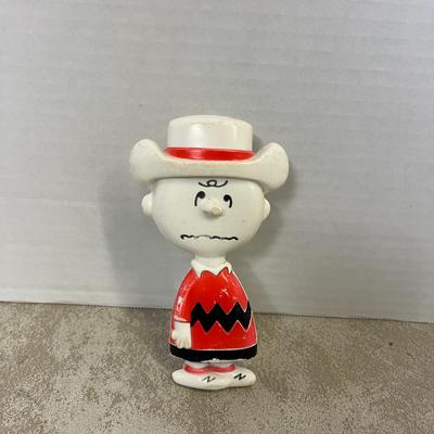Vintage Peanuts Chalk Figurines and Misc Figures