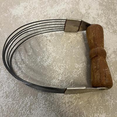 Vintage Kitchen Tools, Sunbeam Mixer Model HM-1