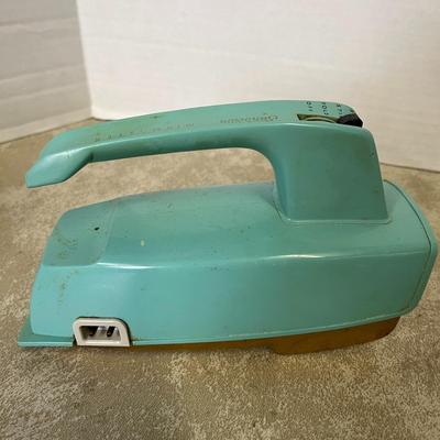 Vintage Kitchen Tools, Sunbeam Mixer Model HM-1