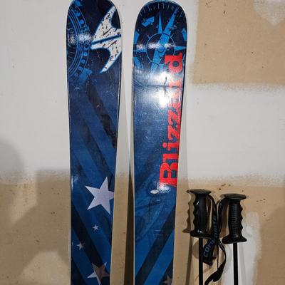 Pair of Blizzard Bushwacker Skis, Poles and Travel Bag (G-DW)