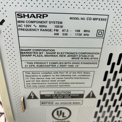Lot 870 Sharp stereo