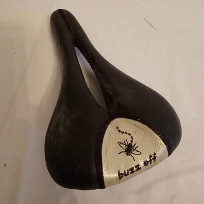 Variety of Bike Seats & Accessories (G-JS)