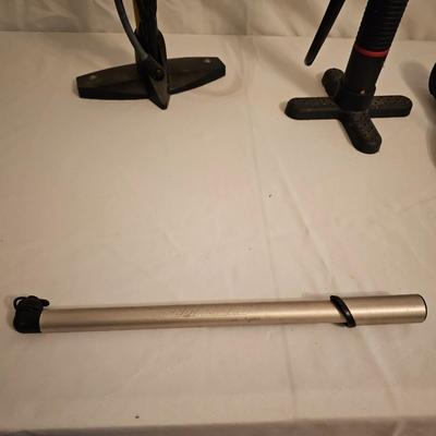 Variety of Bike Seats & Accessories (G-JS)