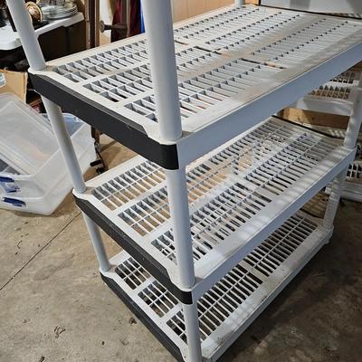 3 Sets of Plastic Shelves (G-JS)