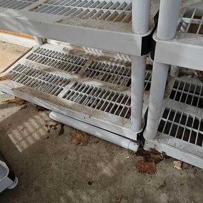 3 Sets of Plastic Shelves (G-JS)