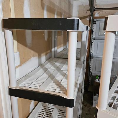 3 Sets of Plastic Shelves (G-JS)
