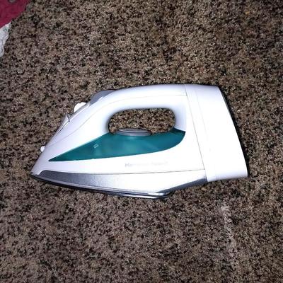 HAMILTON BEACH CLOTHES IRON=IRONING BOARD AND PLASTIC STEP