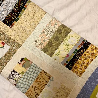 Hand stiched quilt 60x72