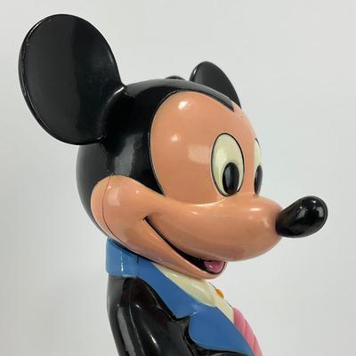 -4- KITCHEN | Disney 1987 60th Anniversary Mickey Mouse Gum Ball Machine