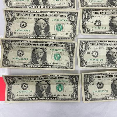 Lot of 8 Crisp 1985 $1 bills