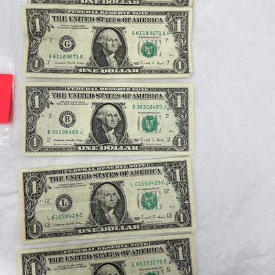 1988 $1 bill Lot of 5